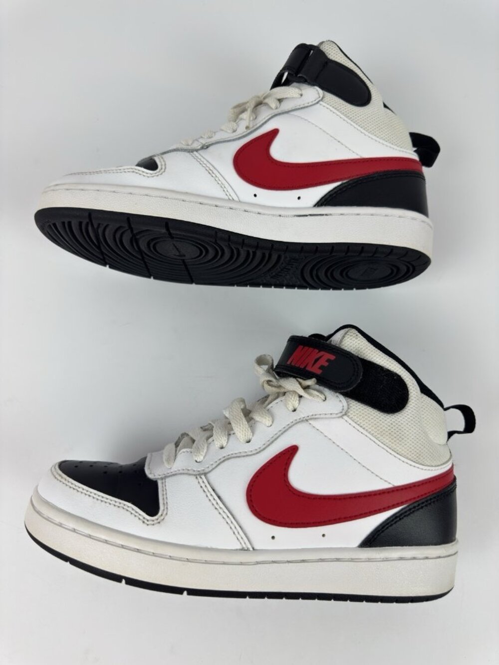 Nike Court Borough Mid 2;Boys Size 5Y White Athletic Shoes Sneakers CD7782-110